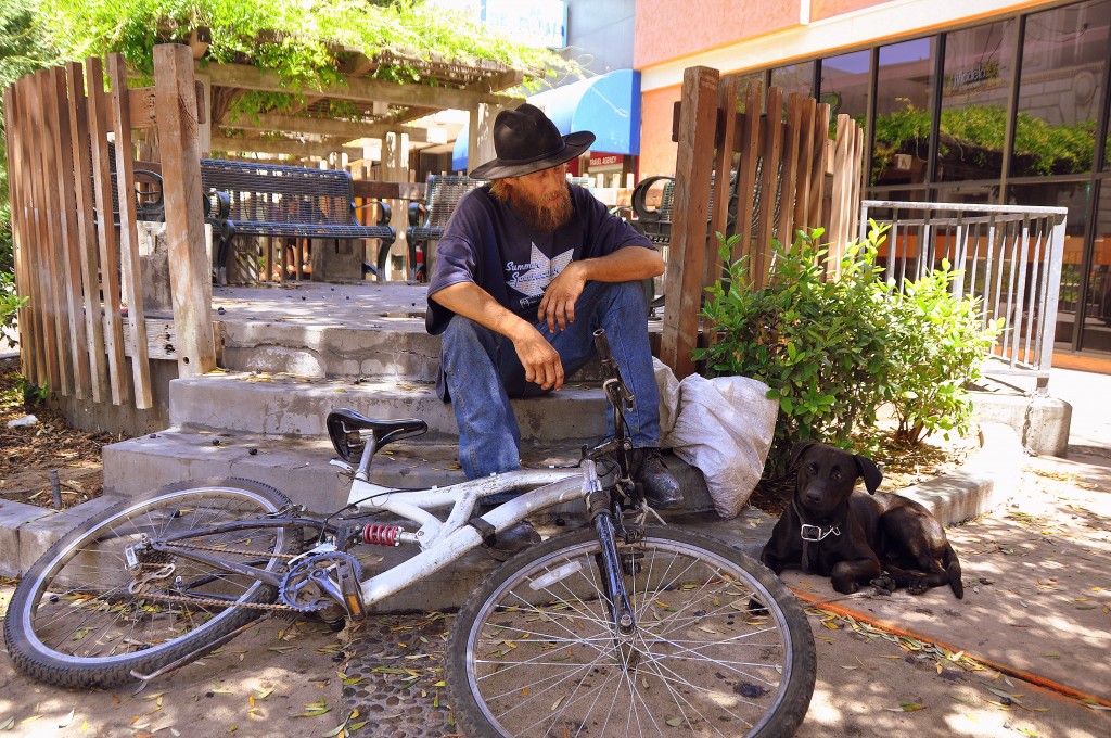 Fulton Mall, Fresno Homeless