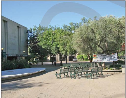 Mariposa Plaza Empty